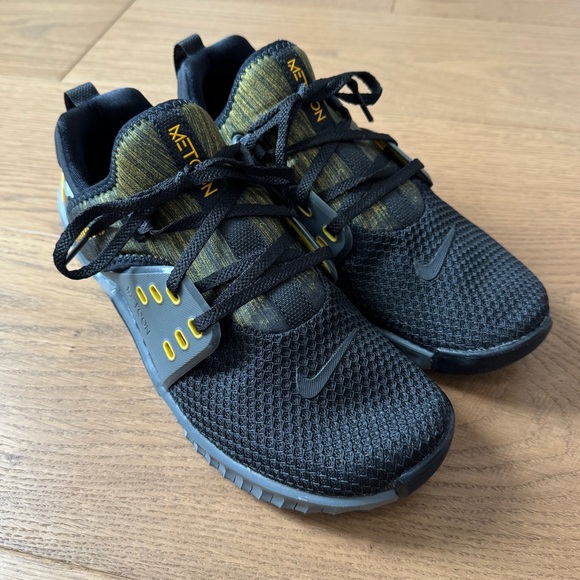 Nike Metcon 2 - Pittsburgh Steelers - NFL Football - EUC - Men’s Size 7 - Picture 5 of 10